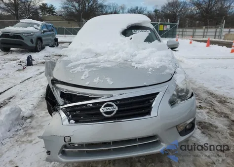 2014 Nissan Altima 2.5 из США, поврежденный, VIN 1N4AL3APXEC153649